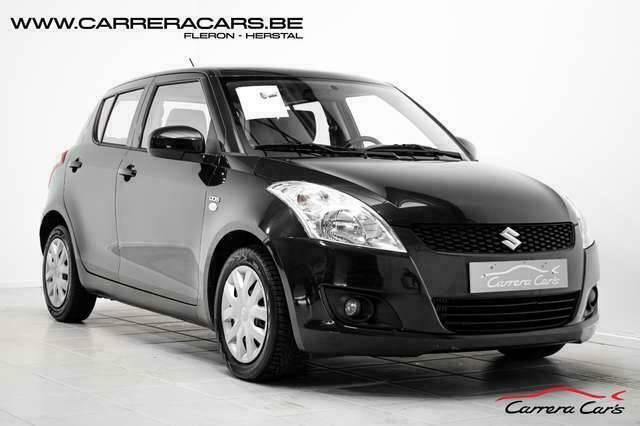 Zwart Gebruikt 2011 Suzuki Swift GL Sedan | € 6.490 - Afbeelding 1/4