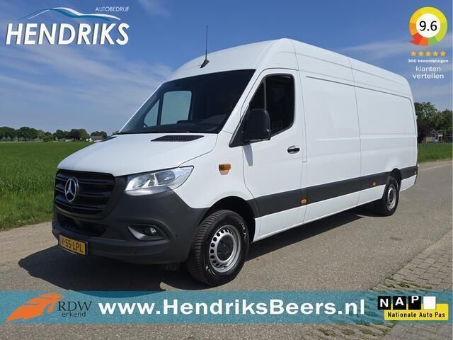 Wit Gebruikt 2023 Mercedes Sprinter Van | € 34.899 (Goede deal) - Afbeelding 1/4