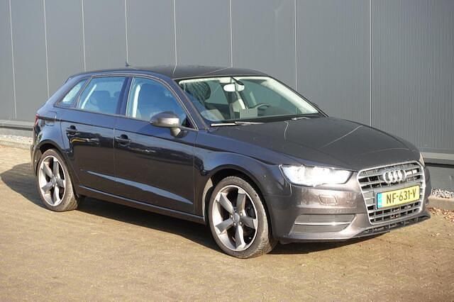 Occasion Audi A3 Sportback Ambition 105 PK (77 kW) 2013 Bruin Hatchback