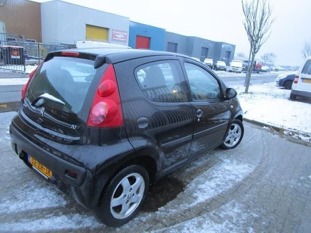 Occasion Peugeot 107 68 PK (50 kW) 2008 Zwart Hatchback