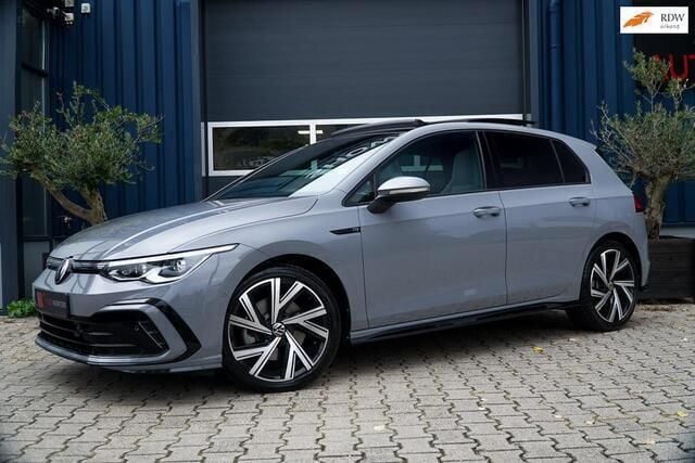 Occasion VW Golf VIII R-line 150 PK (110 kW) 2021 Grijs Hatchback