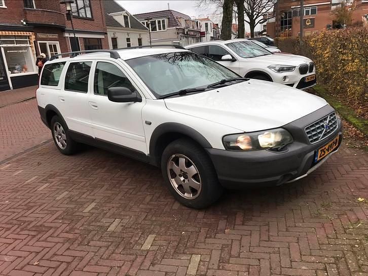 Gebruikt 2003 Volvo XC70 Stationwagen | € 5.000 (Super prijs) - Afbeelding 1/4