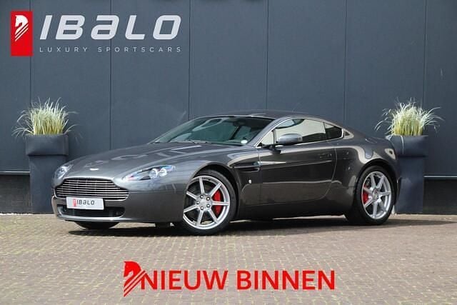 Zilver Gebruikt 2007 Aston Martin V8 Vantage Coupé | € 54.950 (Goede deal) - Afbeelding 1/4