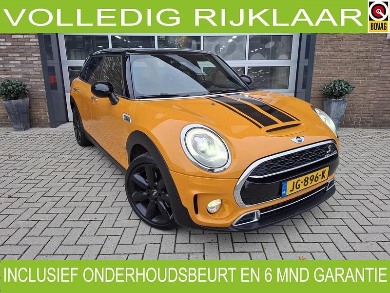 Occasion Mini John Cooper Works Clubman Business 192 PK (141 kW) 2016 Oranje Stationwagen