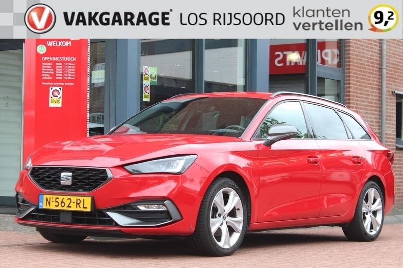 Rood Gebruikt 2021 Seat Leon FR Stationwagen | € 19.500 (Goede deal) - Afbeelding 1/4