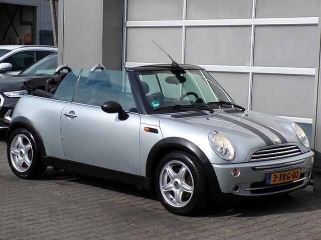 Grijs Gebruikt 2007 Mini One Cabriolet Pepper Cabriolet | € 5.750 (Eerlijke prijs) - Afbeelding 1/4
