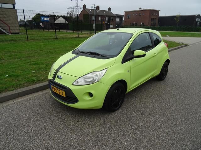 Geel Gebruikt 2009 Ford Ka Trend Hatchback | € 2.195 (Eerlijke prijs) - Afbeelding 1/4