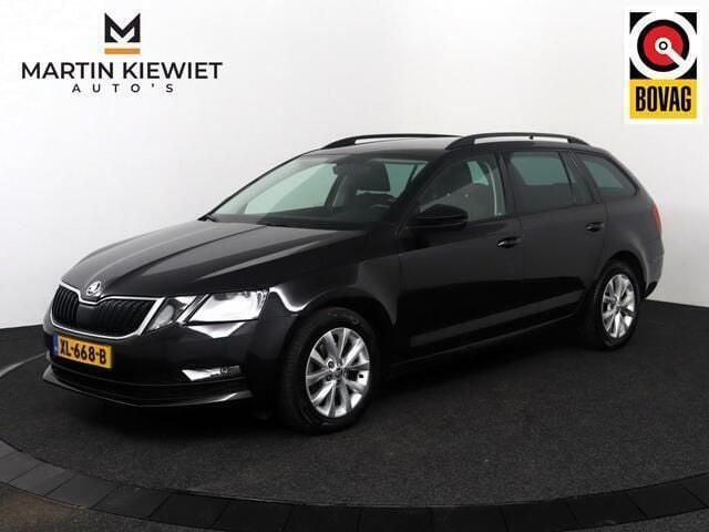 Zwart Gebruikt 2019 Skoda Octavia Business Line Stationwagen | € 12.950 (Goede deal) - Afbeelding 1/4