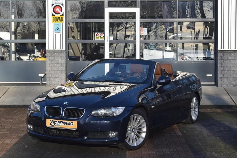 Blauw Occasion 2010 BMW 320 Cabriolet Executive Cabriolet | € 14.950 (Duur) - Afbeelding 1/4