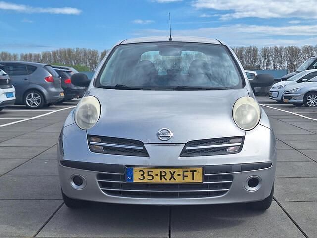 Occasion Nissan Micra 65 PK (47 kW) 2005 Grijs (metallic) Hatchback