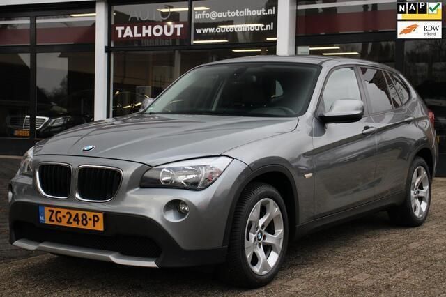 Grijs Gebruikt 2010 BMW X1 Executive SUV | € 8.800 (Goede deal) - Afbeelding 1/4