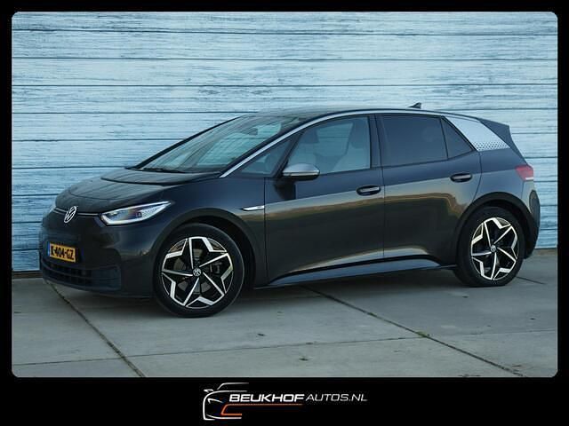 Grijs (metallic) Occasion 2020 VW ID.3 Hatchback | € 13.400 (Goede deal) - Afbeelding 1/4