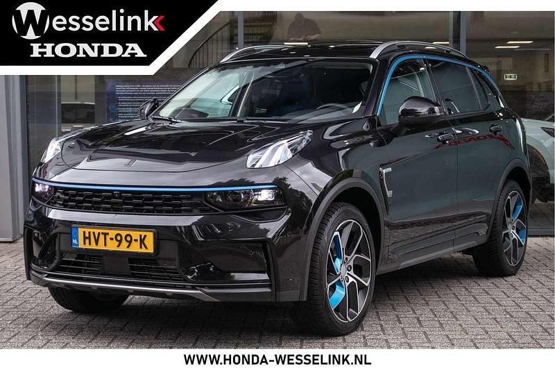 Zwart, metallic lak Gebruikt 2022 Lynk & Co 01 SUV | € 23.950 (Eerlijke prijs) - Afbeelding 1/4