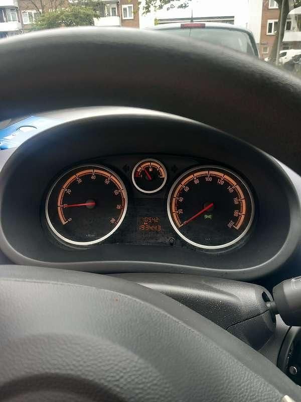 Blauw Gebruikt 2007 Opel Corsa Enjoy MPV | € 2.700 (Iets duurder) - Afbeelding 1/4