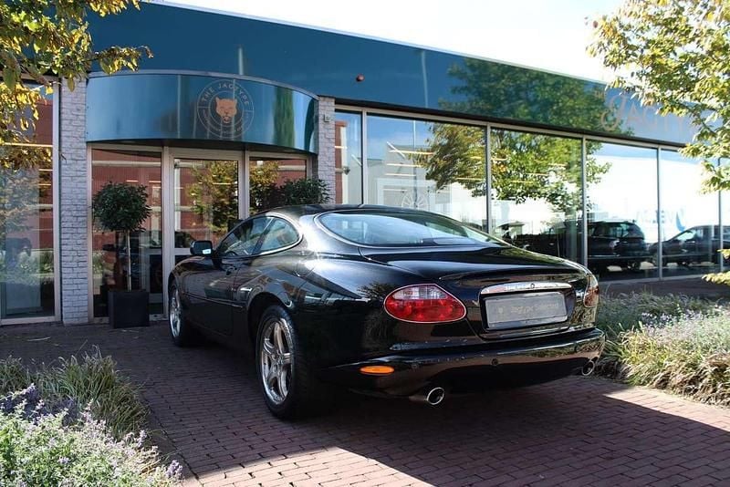 Occasion Jaguar XKR 363 PK (266 kW) 2000 Zwart Coupé