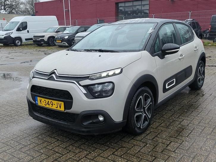 Grijs Occasion 2021 Citroën C3 Feel Hatchback | € 13.745 (Iets duurder) - Afbeelding 1/4