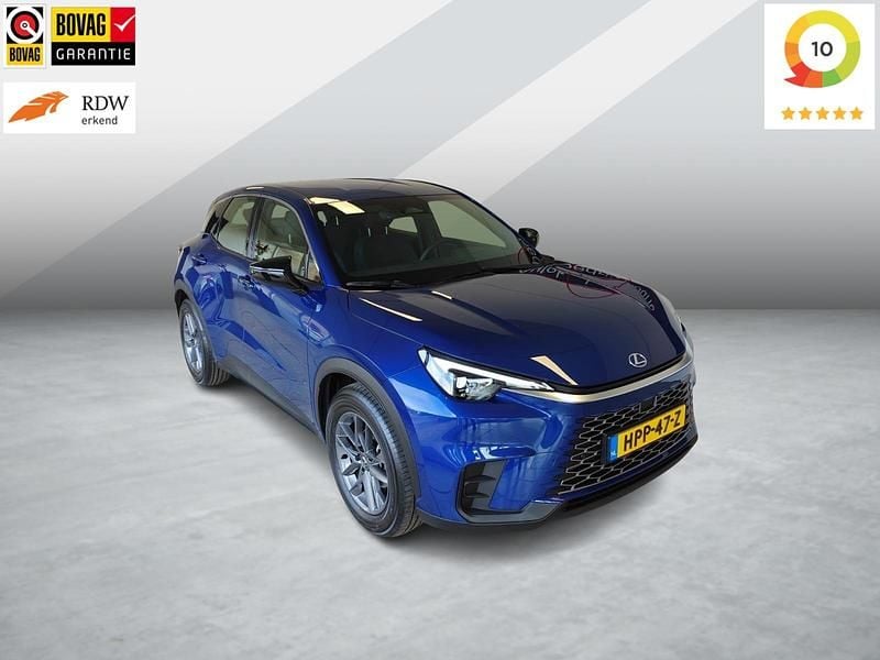 Blauw Gebruikt 2024 Lexus LBX Business Edition SUV | € 35.950 (Eerlijke prijs) - Afbeelding 1/4