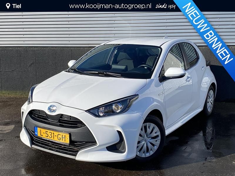 Occasion Toyota Yaris Hybrid Active 116 PK (85 kW) 2021 Wit Hatchback
