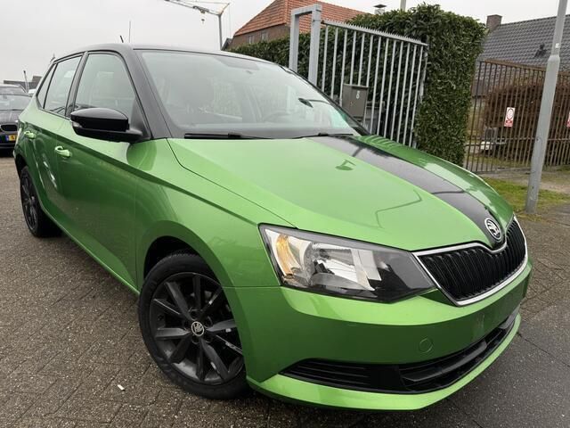 Groen Gebruikt 2016 Skoda Fabia Business Line Hatchback | € 5.900 (Eerlijke prijs) - Afbeelding 1/4