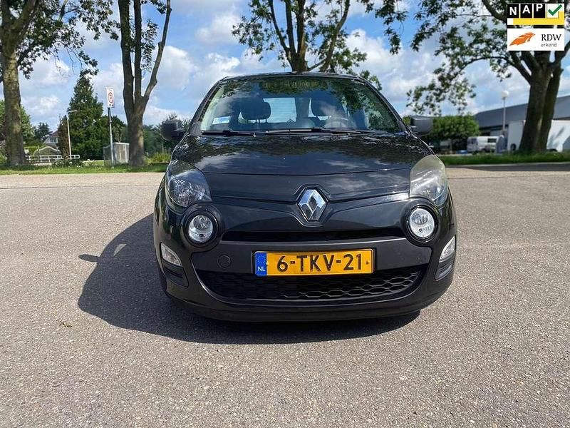 Zwart Gebruikt 2014 Renault Twingo Hatchback | € 3.100 (Eerlijke prijs) - Afbeelding 1/4