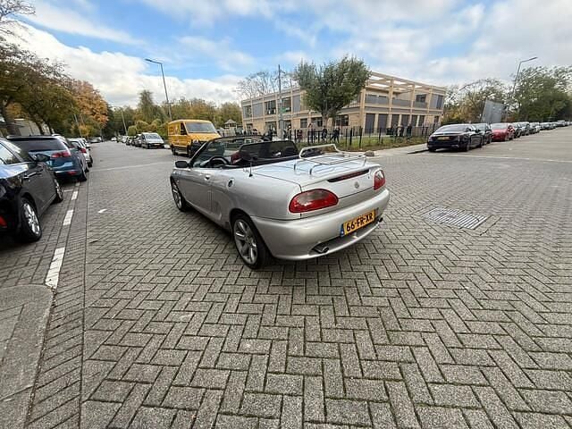 Afbeelding 4/4