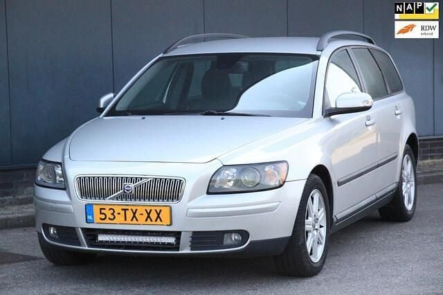 Grijs Gebruikt 2007 Volvo V50 Stationwagen | € 2.795 (Super prijs) - Afbeelding 1/4