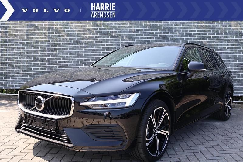 Zwart Nieuw 2025 Volvo V60 Stationwagen | € 57.970 (Eerlijke prijs) - Afbeelding 1/4