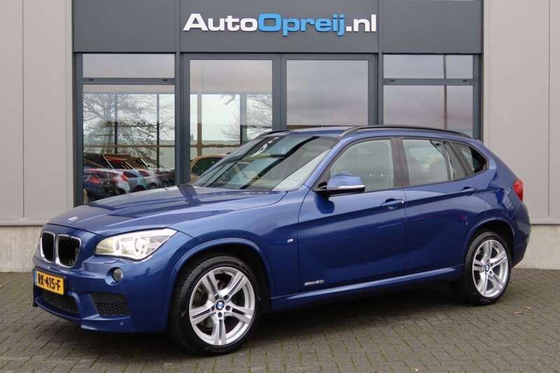 Blauw, metallic lak Gebruikt 2014 BMW X1 Executive SUV | € 16.995 (Eerlijke prijs) - Afbeelding 1/4
