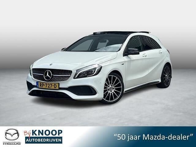 Wit Gebruikt 2017 Mercedes A180 Sport Edition Hatchback | € 19.400 (Eerlijke prijs) - Afbeelding 1/4