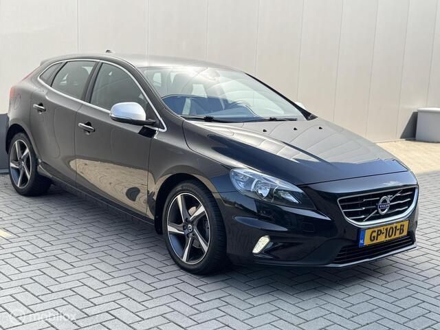 Occasion Volvo V40 R-Design 120 PK (88 kW) 2015 Zwart Stationwagen