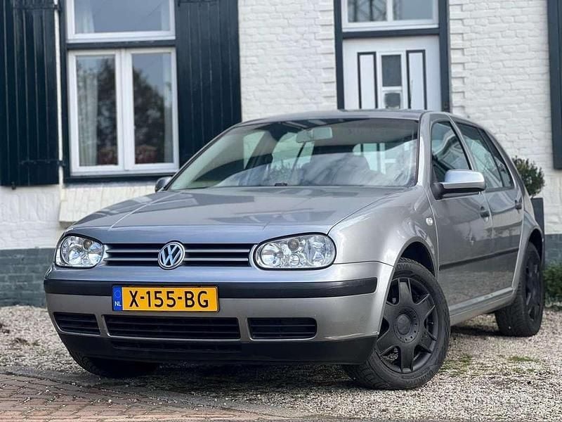 Grijs Gebruikt 2003 VW Golf IV Ocean Hatchback | € 2.150 (Eerlijke prijs) - Afbeelding 1/4