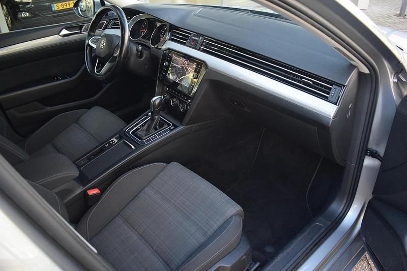 Occasion VW Passat Comfortline 150 PK (110 kW) 2025 Grijs Stationwagen