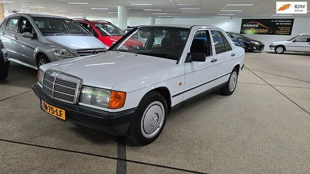 Wit Gebruikt 1988 Mercedes 190 Sedan | € 4.250 - Afbeelding 1/4