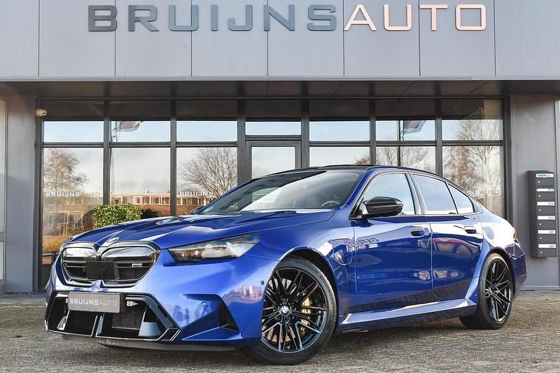 Occasion BMW M5 Comfort Edition 727 PK (534 kW) 2024 Blauw (metallic) Stationwagen