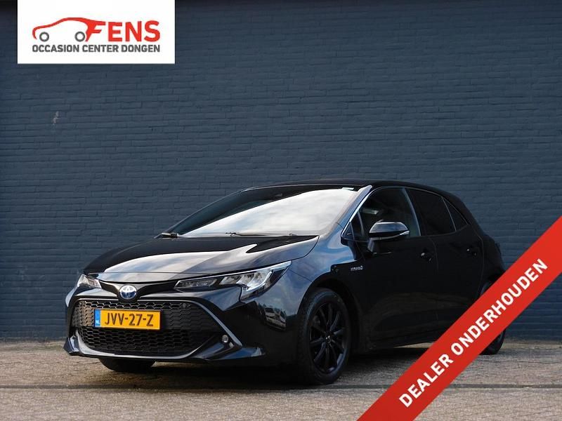 Zwart Occasion 2022 Toyota Corolla Hybrid Comfort Hatchback | € 23.940 (Eerlijke prijs) - Afbeelding 1/4