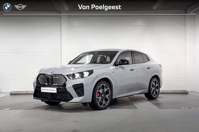 Occasion BMW iX2 150 kW (204 PK) 2024 M brooklyn grau SUV