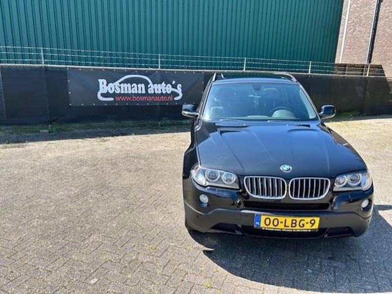 Zwart Gebruikt 2010 BMW X3 Executive SUV | € 7.500 (Eerlijke prijs) - Afbeelding 1/4