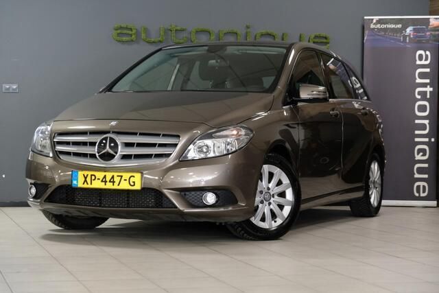Bruin, metallic lak Gebruikt 2013 Mercedes B200 Ambition MPV | € 10.895 (Eerlijke prijs) - Afbeelding 1/4