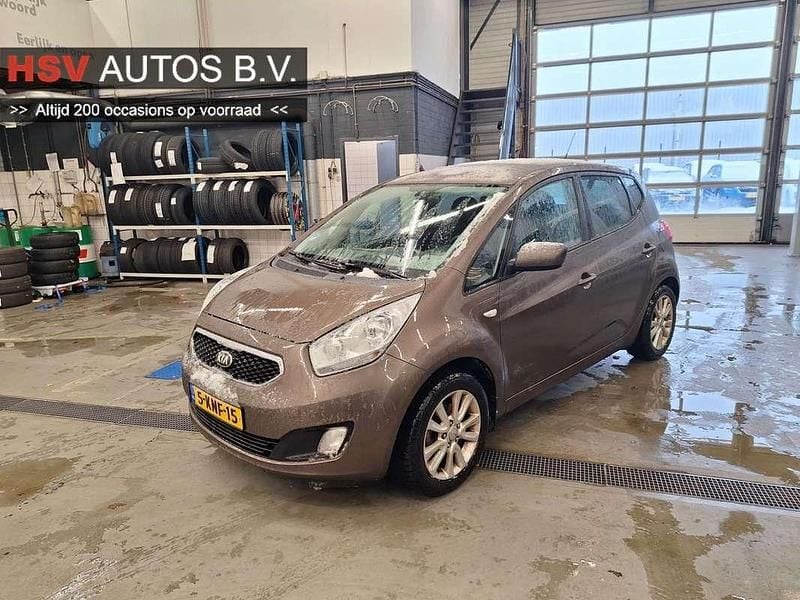 Bruin Occasion 2013 Kia Venga Plus Hatchback | € 5.650 (Eerlijke prijs) - Afbeelding 1/3
