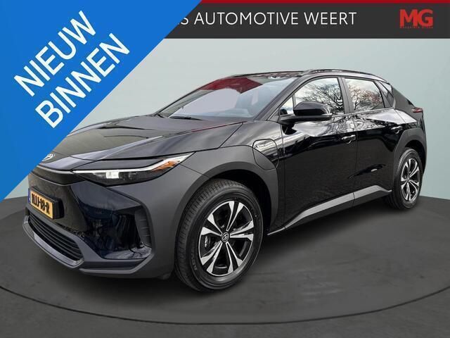 Zwart Nieuw 2025 Toyota bZ4X Active SUV | € 41.940 (Eerlijke prijs) - Afbeelding 1/4