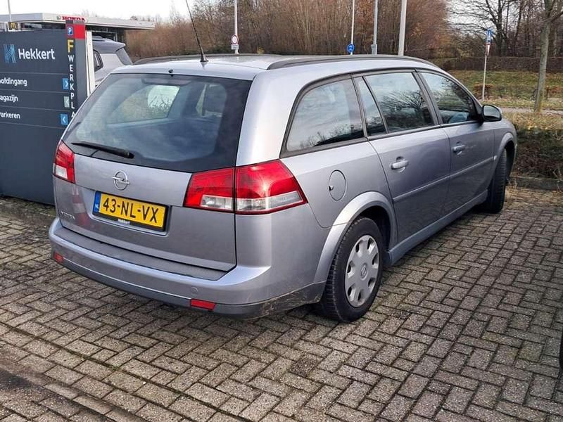 Occasion Opel Vectra Comfort 123 PK (90 kW) 2003 Grijs Stationwagen