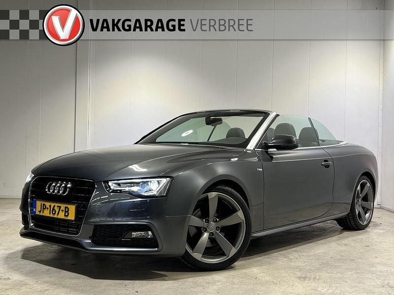 Grijs Occasion 2015 Audi A5 Cabriolet Sport Cabriolet | € 16.840 (Eerlijke prijs) - Afbeelding 1/4