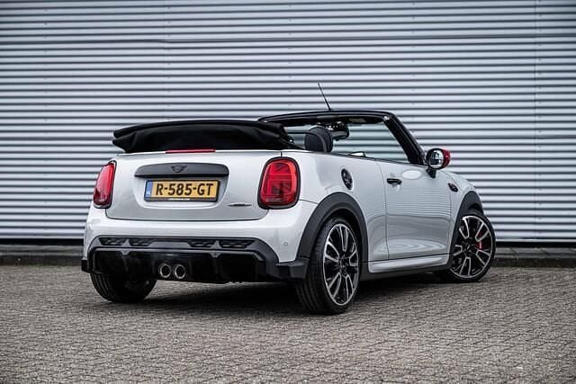 Occasion Mini John Cooper Works Cabriolet 232 PK (170 kW) 2022 Zilver Cabriolet