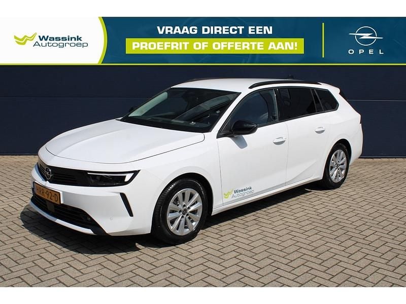 Wit Gebruikt 2025 Opel Astra Business Edition Stationwagen | € 25.900 (Super prijs) - Afbeelding 1/4