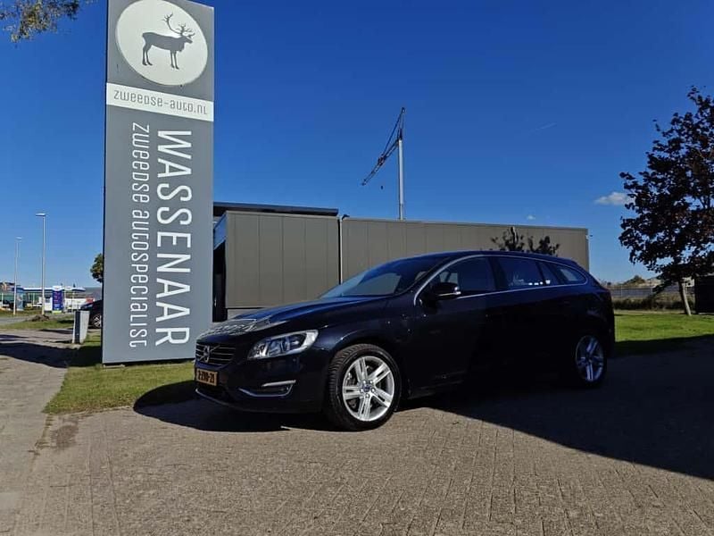 Zwart Gebruikt 2015 Volvo V60 Summum Stationwagen | € 8.500 (Eerlijke prijs) - Afbeelding 1/4