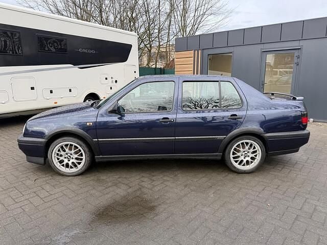 Occasion VW Vento 175 PK (128 kW) 1994 Paars Sedan