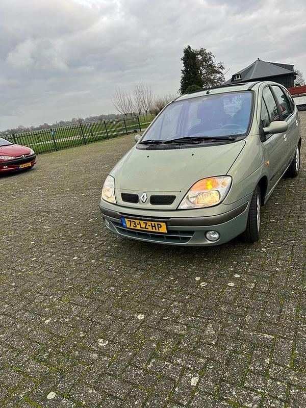 Gebruikt 2003 Renault Scénic MPV | € 950 (Eerlijke prijs) - Afbeelding 1/4