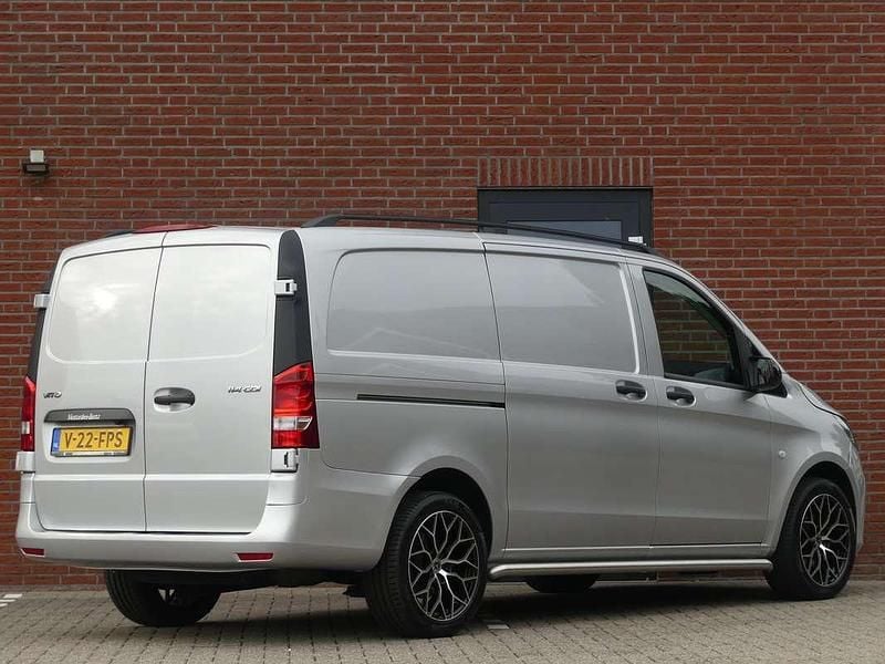 Occasion Mercedes Vito 136 PK (100 kW) 2024 Grijs Van