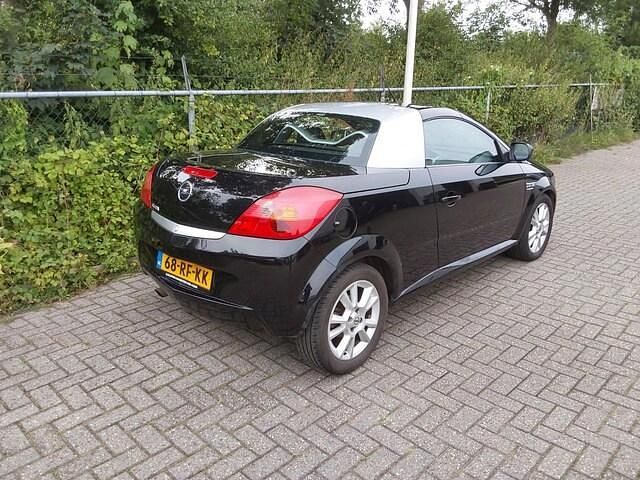Occasion Opel Tigra Cosmo 90 PK (66 kW) 2005 Zwart Cabriolet