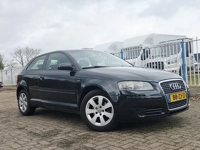 Occasion Audi A3 Ambiente 102 PK (75 kW) 2005 Zwart Hatchback
